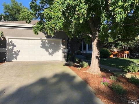 699 Valley Oak Dr, Winters, CA 95694 photo 2