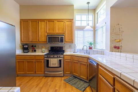2360 Appolinaris Dr, Ukiah, CA 95482 photo 4