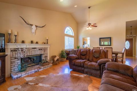 2360 Appolinaris Dr, Ukiah, CA 95482 photo 11