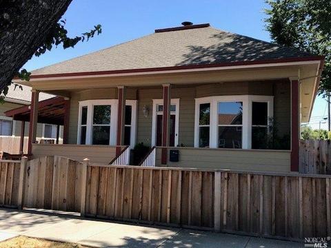 747 Broadway St, Fairfield, CA 94533 photo 2