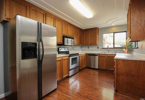1032 Birch Ct, Fairfield, CA 94533 photo 11