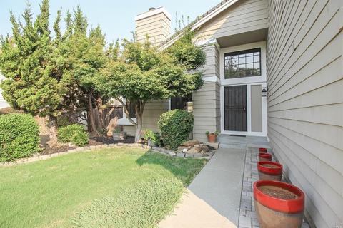 1032 Birch Ct, Fairfield, CA 94533 photo 4