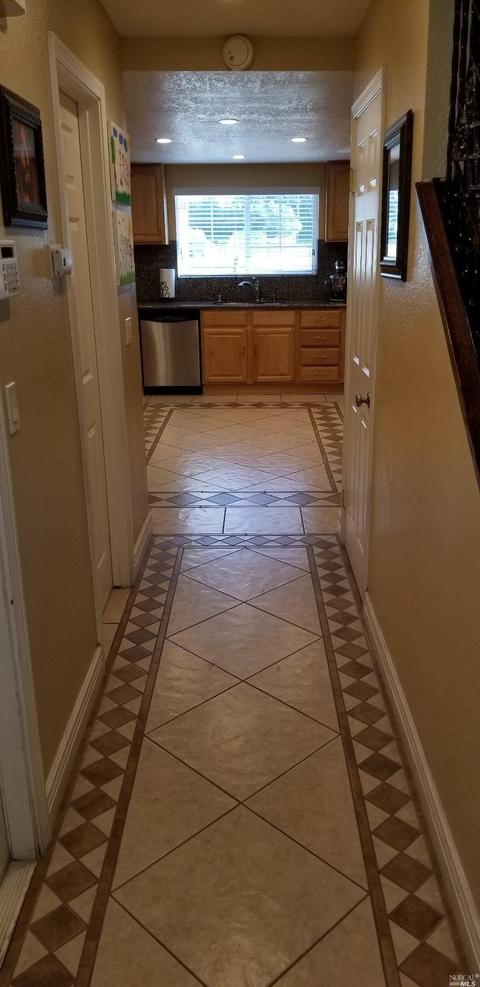 421 Greenmont Dr, Vallejo, CA 94591 photo 22