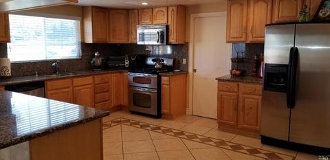 421 Greenmont Dr, Vallejo, CA 94591 photo 3