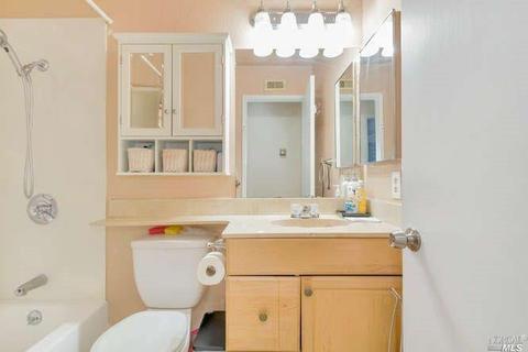 224 Dixie Ct, Vallejo, CA 94589 photo 22