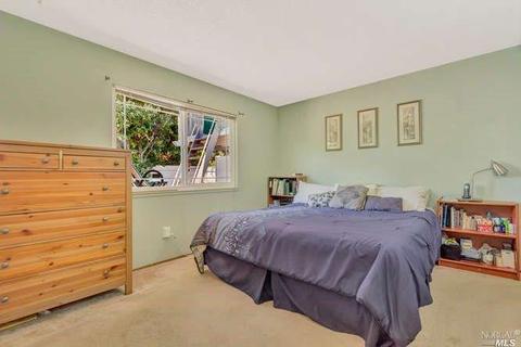 224 Dixie Ct, Vallejo, CA 94589 photo 18