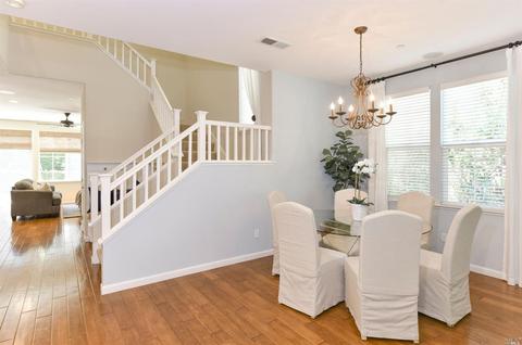 981 Capitola Dr, Napa, CA 94559 photo 10
