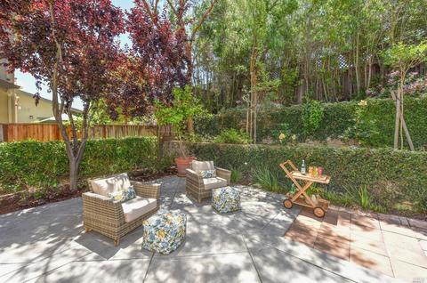981 Capitola Dr, Napa, CA 94559 photo 27