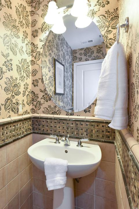 981 Capitola Dr, Napa, CA 94559 photo 26
