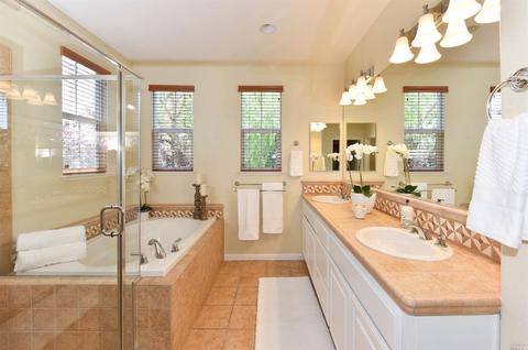 981 Capitola Dr, Napa, CA 94559 photo 18