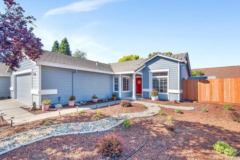 9401 Lazy Creek Dr, Windsor, CA 95492 photo 3