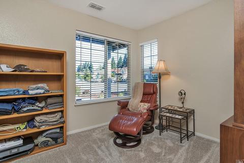 9401 Lazy Creek Dr, Windsor, CA 95492 photo 20
