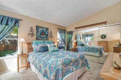 9401 Lazy Creek Dr, Windsor, CA 95492 photo 19