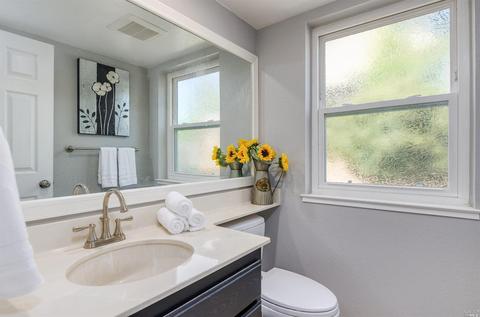869 Dover Cir, Benicia, CA 94510 photo 17