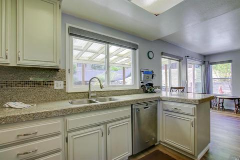 135 Wood Ct, Vallejo, CA 94591 photo 9
