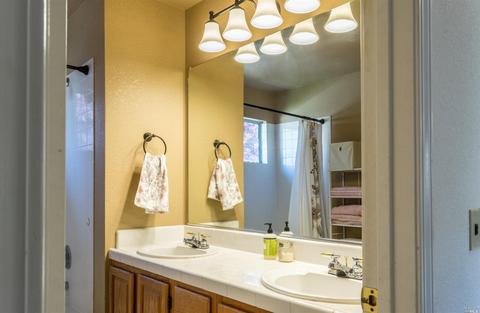 619 Eagle River Ct, Vacaville, CA 95688 photo 23