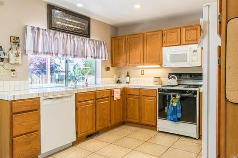 619 Eagle River Ct, Vacaville, CA 95688 photo 11