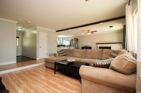 243 Daffodil Dr, Fairfield, CA 94533 photo 8