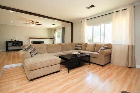 243 Daffodil Dr, Fairfield, CA 94533 photo 7