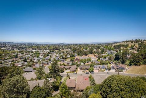 447 Clark Dr, Vallejo, CA 94591 photo 2