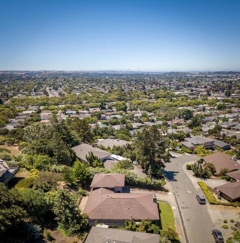 447 Clark Dr, Vallejo, CA 94591 photo 3