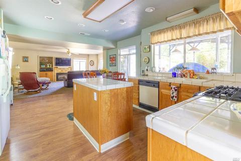 1418 Hulett Pl, Willits, CA 95490 photo 5