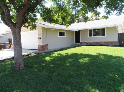 1319 Canterbury Dr, Fairfield, CA 94533 photo 5