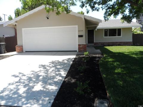 1319 Canterbury Dr, Fairfield, CA 94533 photo 1