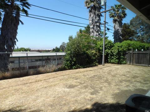 1319 Canterbury Dr, Fairfield, CA 94533 photo 17