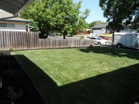1319 Canterbury Dr, Fairfield, CA 94533 photo 3