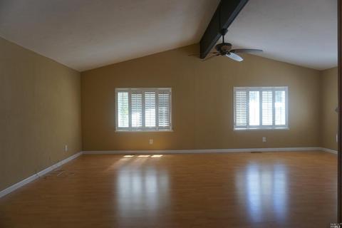 16 Constance Dr #16, Vallejo, CA 94590 photo 4