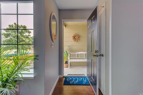 156 Windsurfer Ct, Vallejo, CA 94591 photo 9