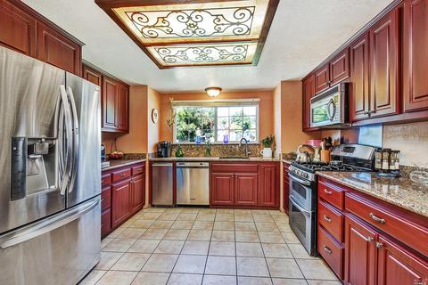 73 Tarman Dr, Cloverdale, CA 95425 photo 8