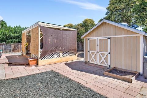73 Tarman Dr, Cloverdale, CA 95425 photo 16