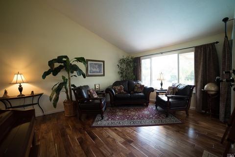 1646 Foothill Pl, Fairfield, CA 94534 photo 14