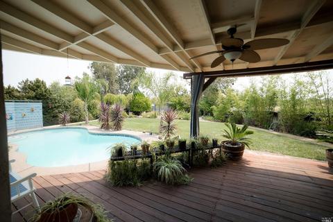 1646 Foothill Pl, Fairfield, CA 94534 photo 17