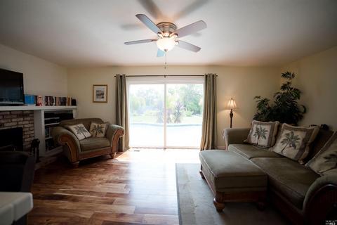 1646 Foothill Pl, Fairfield, CA 94534 photo 30
