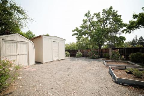 1646 Foothill Pl, Fairfield, CA 94534 photo 42