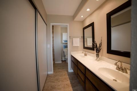 1646 Foothill Pl, Fairfield, CA 94534 photo 24