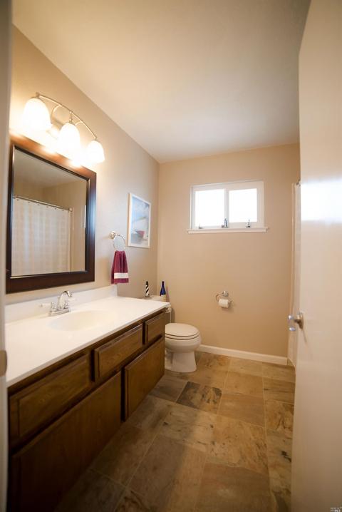 1646 Foothill Pl, Fairfield, CA 94534 photo 28