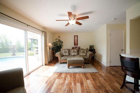1646 Foothill Pl, Fairfield, CA 94534 photo 32