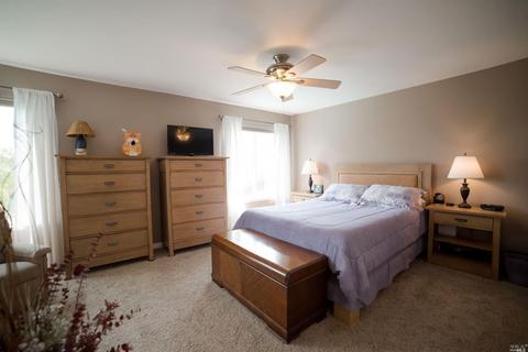 1646 Foothill Pl, Fairfield, CA 94534 photo 21
