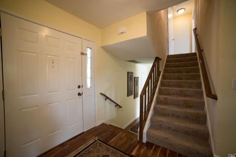 1646 Foothill Pl, Fairfield, CA 94534 photo 7