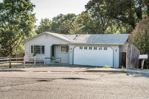 379 Mckinley St, Willits, CA 95490 photo 1