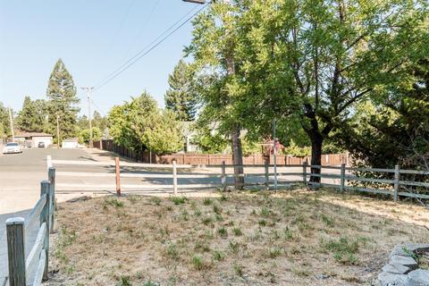 379 Mckinley St, Willits, CA 95490 photo 5