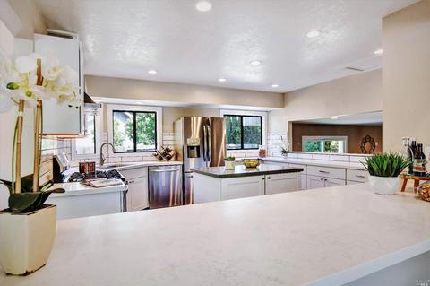 122 Mirna Ct, Windsor, CA 95492 photo 13