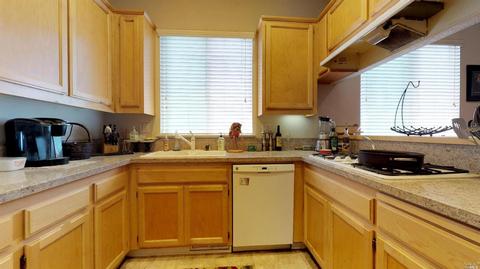 7725 Foppiano Way, Windsor, CA 95492 photo 6