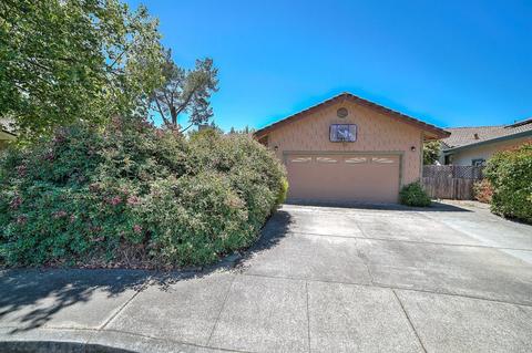 121 Flamingo Rd, Cotati, CA 94931 photo 1