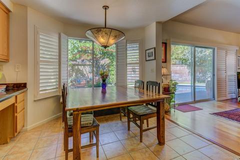 262 Silver Eagle Way, Vacaville, CA 95688 photo 11