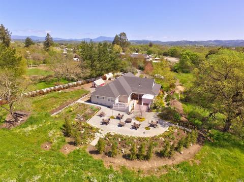 8017 Oak Way, Windsor, CA 95492 photo 2